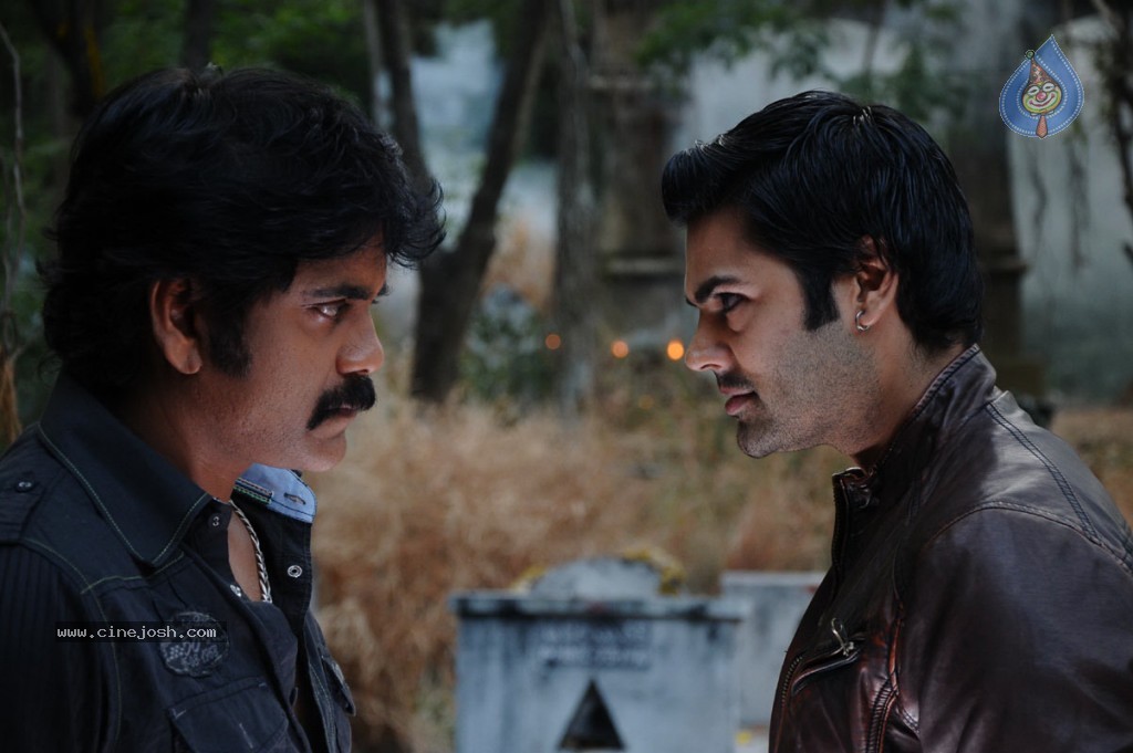 Ganesh Venkatraman Stills in Dhamarukam - 17 / 64 photos