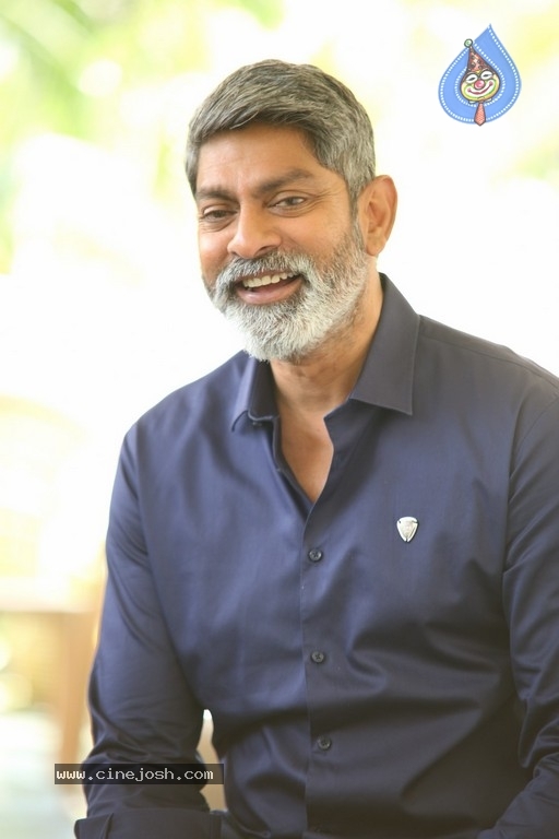 Jagapathi Babu Interview Photos - 25 / 34 photos