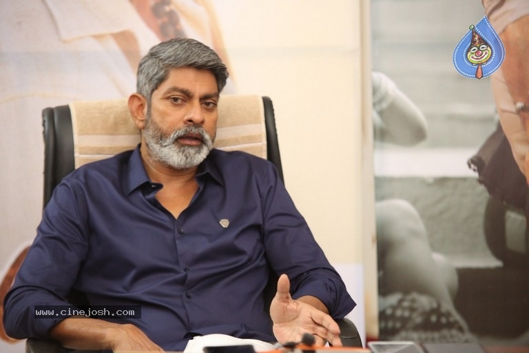 Jagapathi Babu Interview Photos - 32 / 34 photos