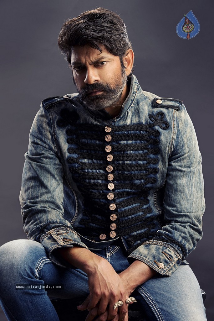 Jagapathi Babu Latest Stills - 7 / 10 photos