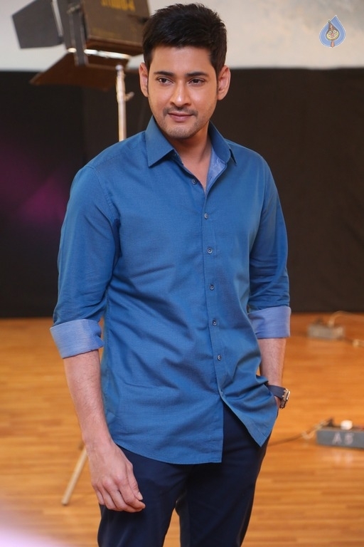 Mahesh Babu Spyder Interview Photos - 12 / 31 photos