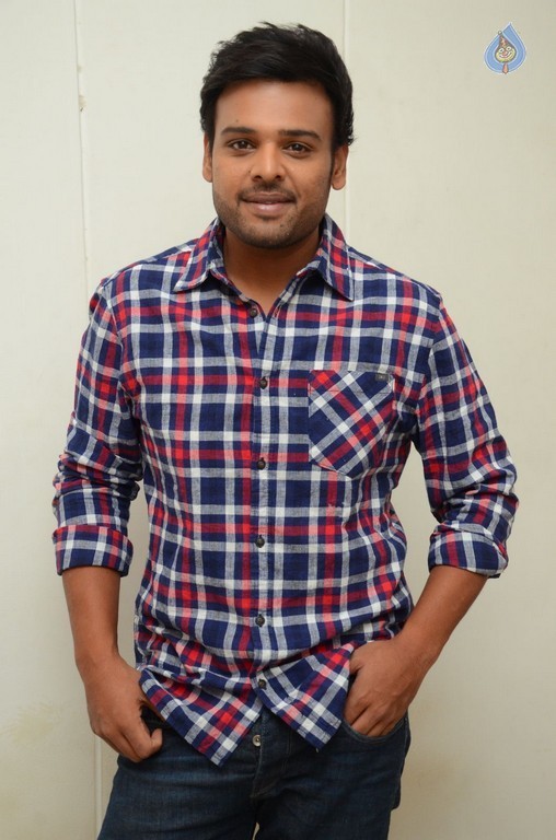 Nawin Vijaykrishna Interview Photos - 13 / 18 photos