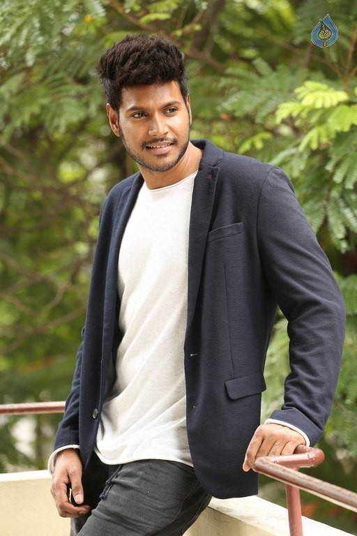 Sundeep Kishan New Pics - 8 / 21 photos
