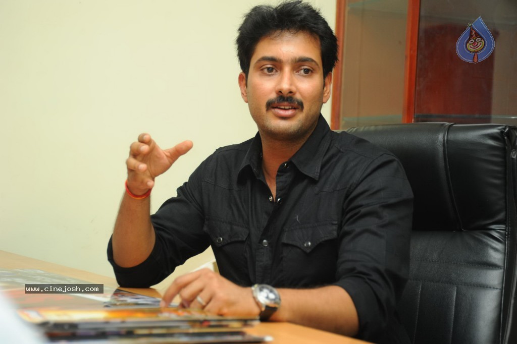 Uday Kiran New Stills - 17 / 44 photos
