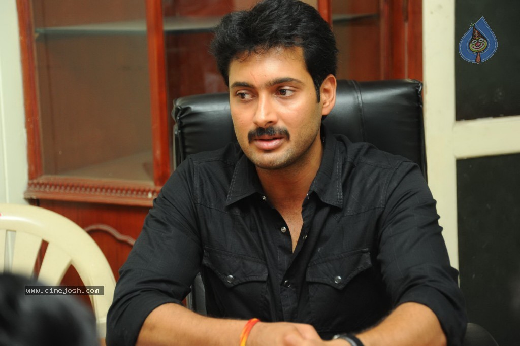 Uday Kiran New Stills - 18 / 44 photos