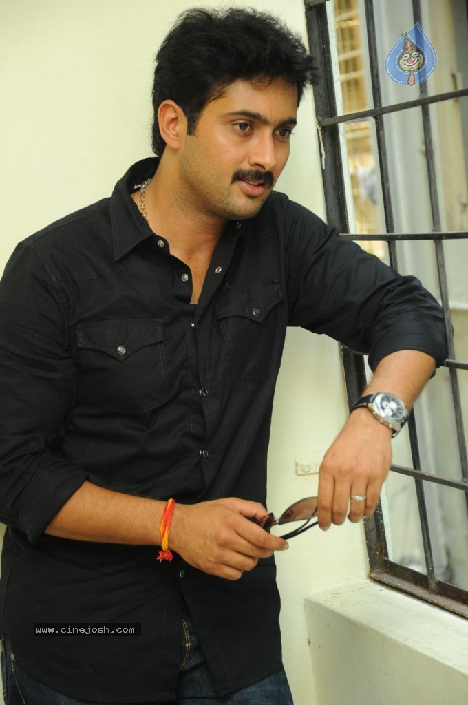 Uday Kiran New Stills - 38 / 44 photos