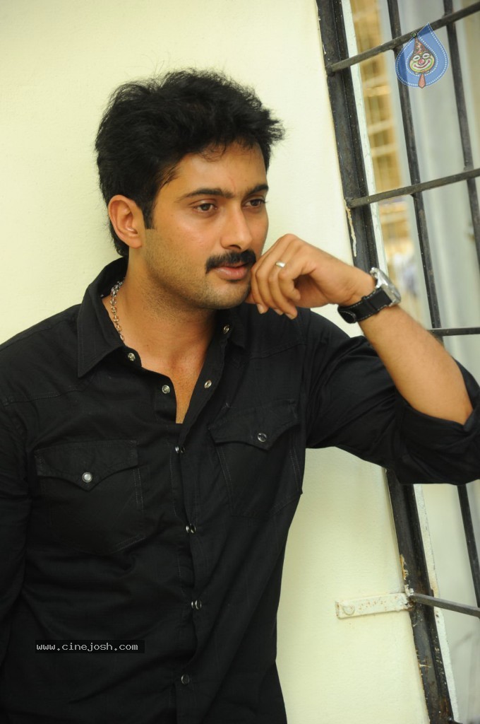 Uday Kiran New Stills - 41 / 44 photos