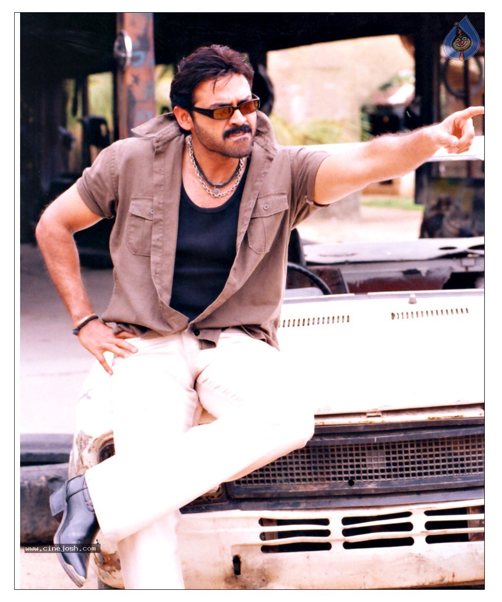 Venkatesh Completes Silver Jubilee Photos - 49 / 139 photos