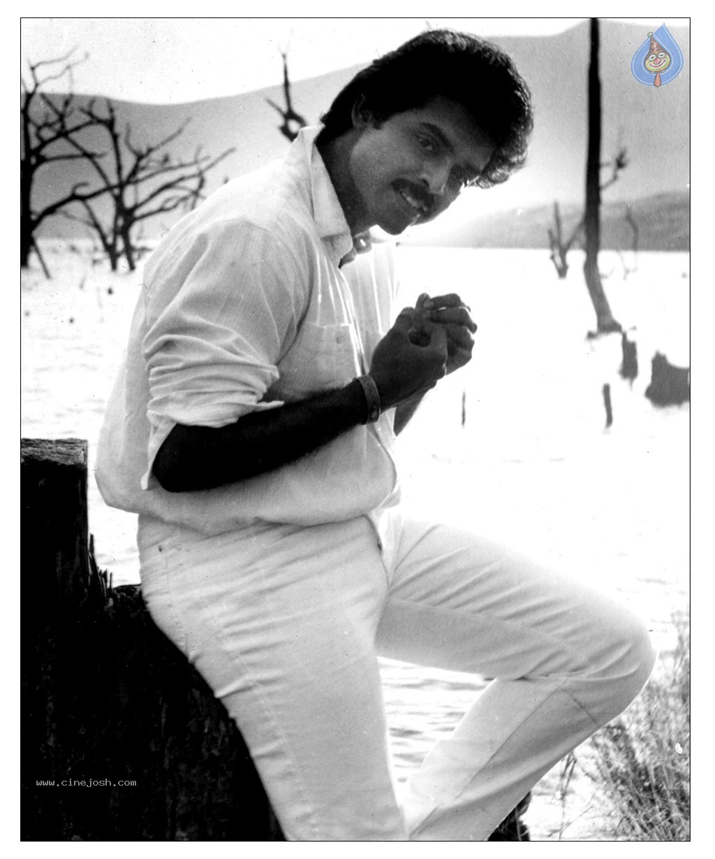 Venkatesh Completes Silver Jubilee Photos - 110 / 139 photos