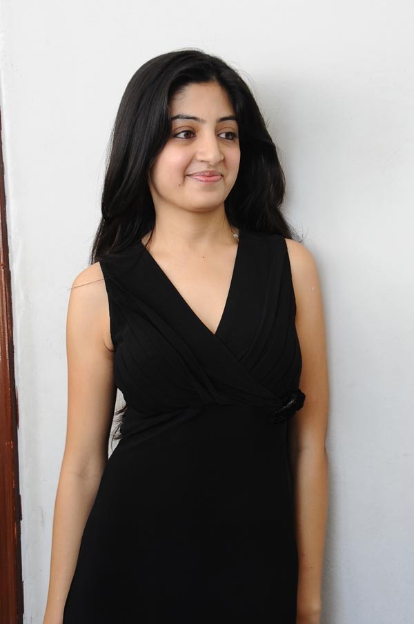 PoonamKaur - 17 / 24 photos