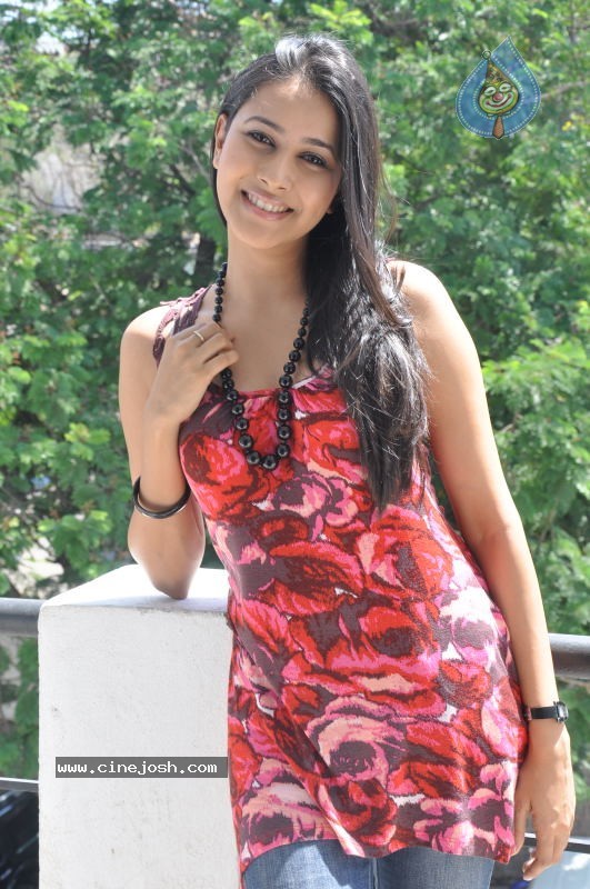 Panchi Bora at Aakasame Haddu Movie PM - 77 / 97 photos