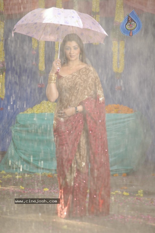 Aarthi Agarwal New Stills - 7 / 65 photos