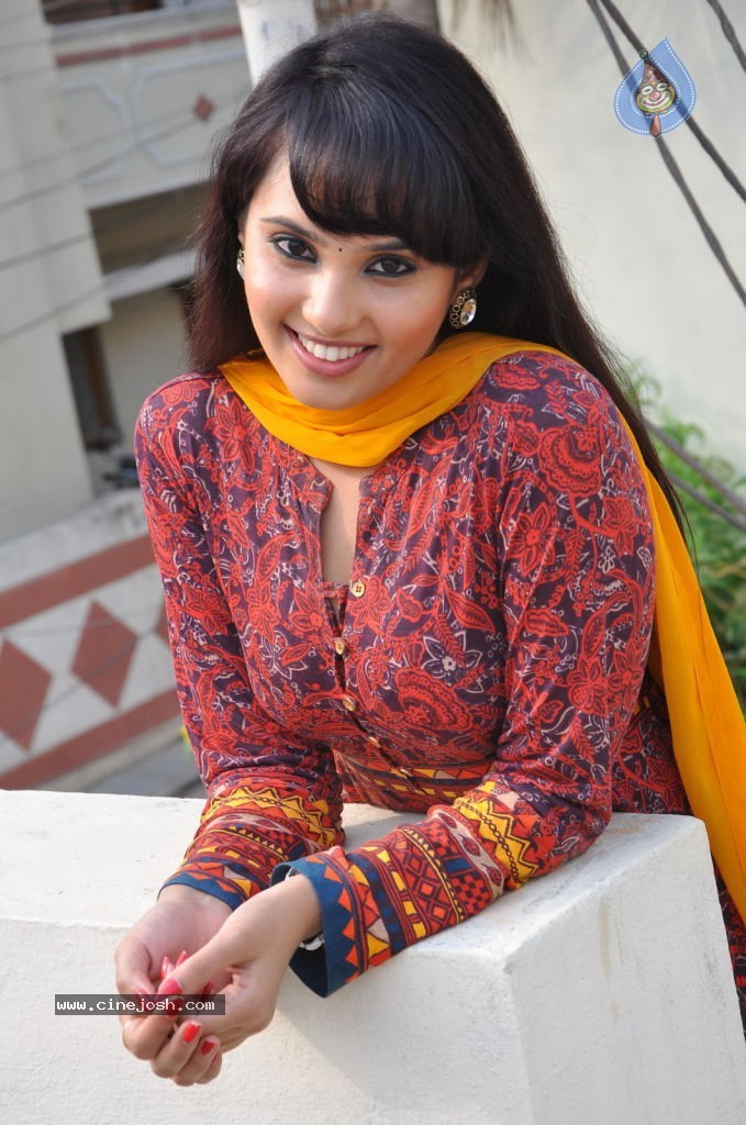 Aarushi Latest Stills - 59 / 89 photos