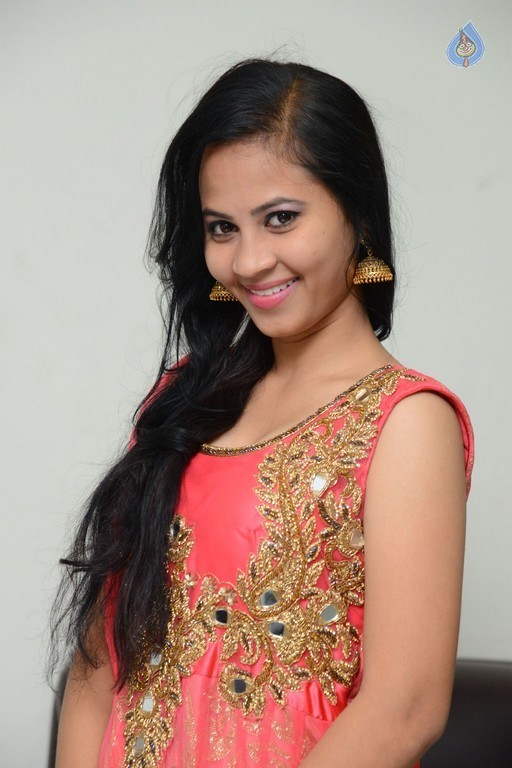 Aasha Rakul Hot Photos - 35 / 42 photos