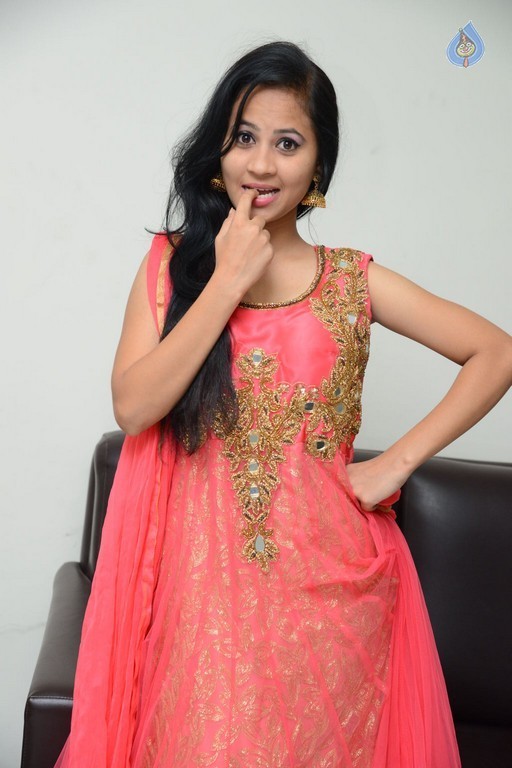 Aasha Rakul Hot Photos - 36 / 42 photos