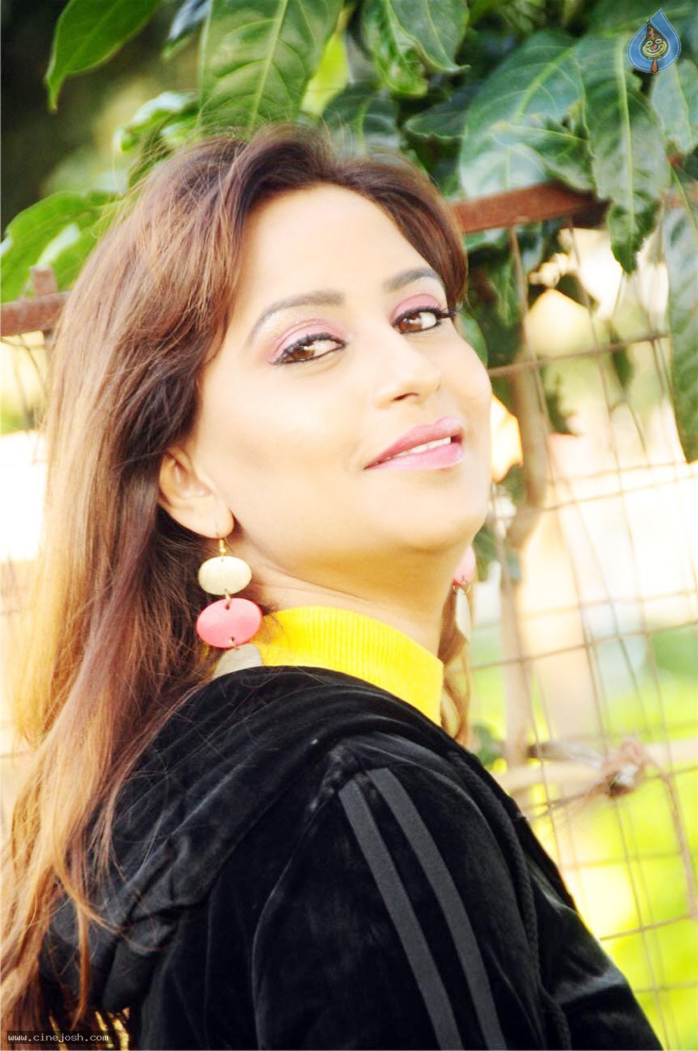 Aata Judge Teena Photos - 16 / 33 photos