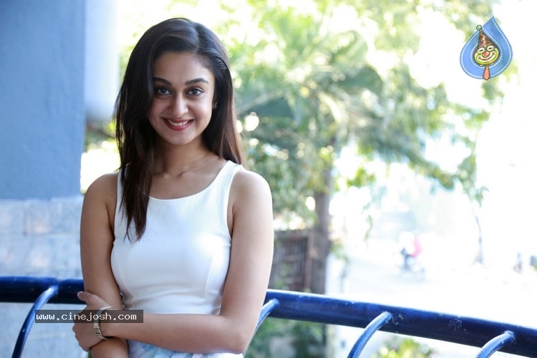 Actress Aishwarya Arjun Latest Stills - 8 / 11 photos