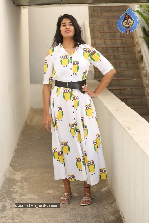 Actress Akhila Ram Photos - 3 / 16 photos