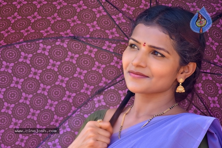 Actress Anju Kriti Photoshoot - 6 / 12 photos