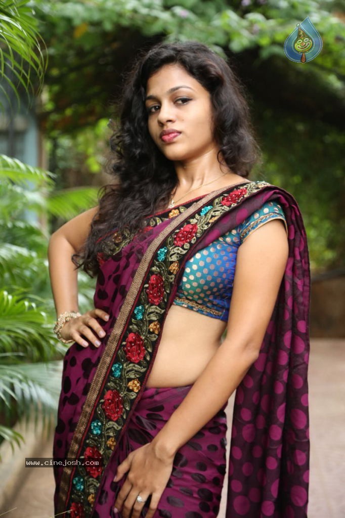 Actress Chaitra Hot Stills - 83 / 152 photos