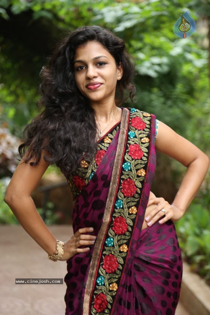 Actress Chaitra Hot Stills - 93 / 152 photos