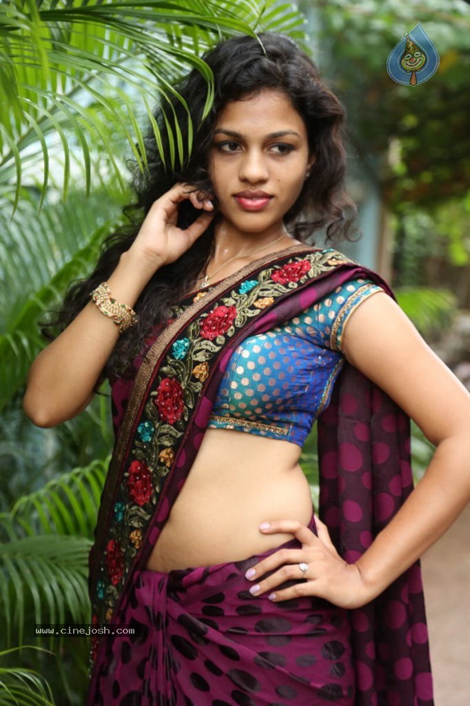 Actress Chaitra Hot Stills - 99 / 152 photos