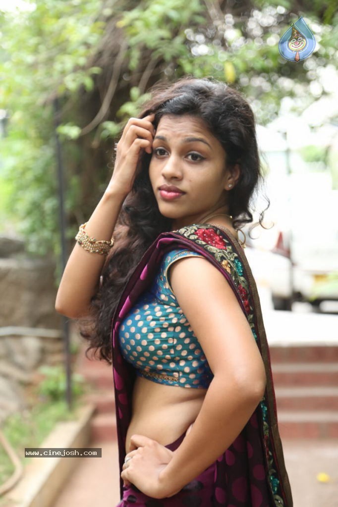 Actress Chaitra Hot Stills - 113 / 152 photos