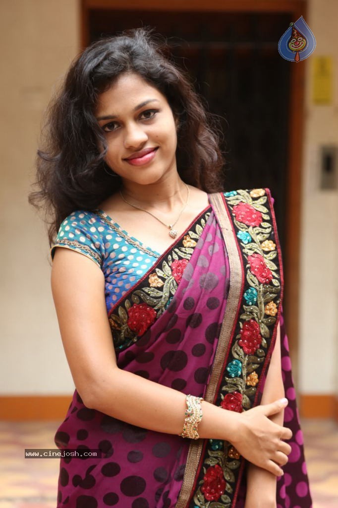 Actress Chaitra Hot Stills - 146 / 152 photos