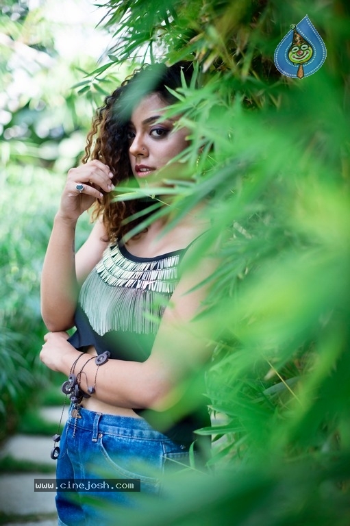 Actress Deviyani Sharma Latest Photoshoot - 1 / 5 photos