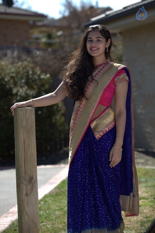 Actress Divi Prasanna Photos - 5 / 21 photos