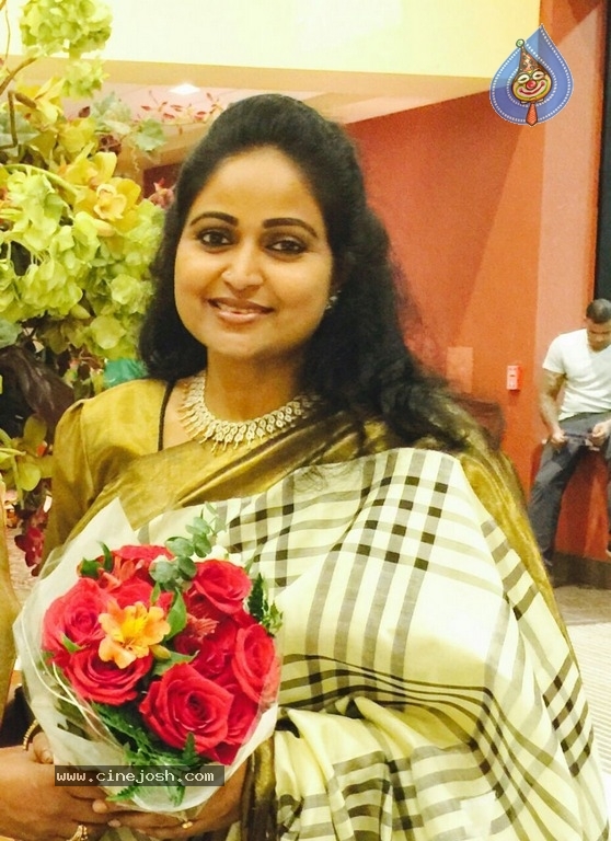 Actress Divya Vani Latest Pics - 6 / 13 photos