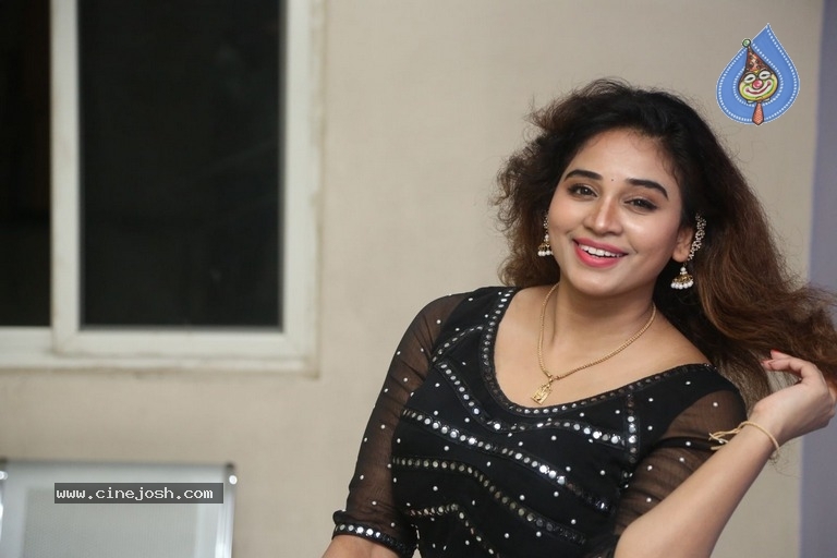 Actress Jayathi Latest Gallery - 11 / 21 photos
