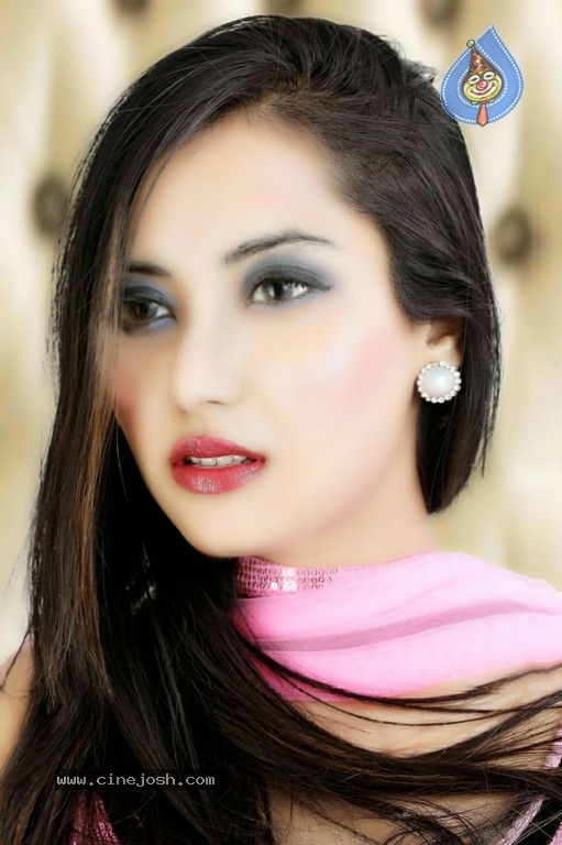 Actress Nazma Sultana Stills - 5 / 18 photos