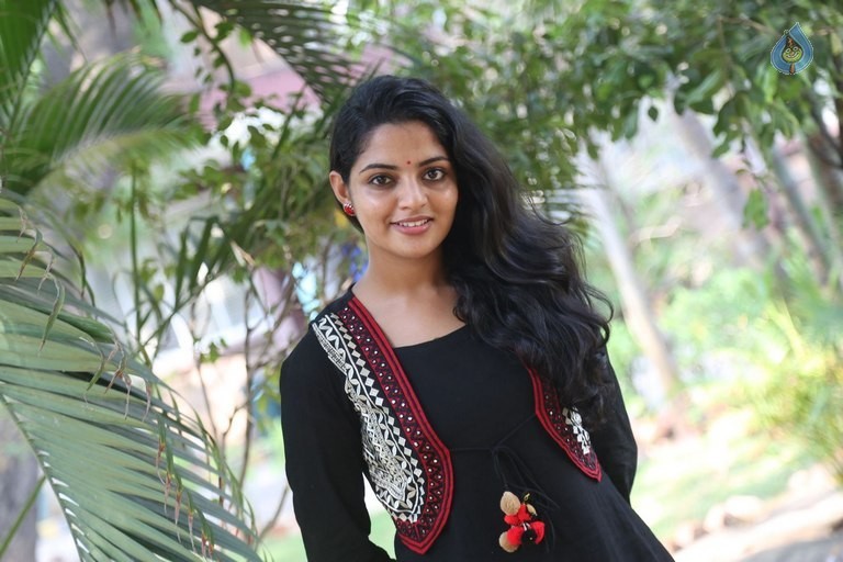Actress Nikkila New Photos - 2 / 14 photos