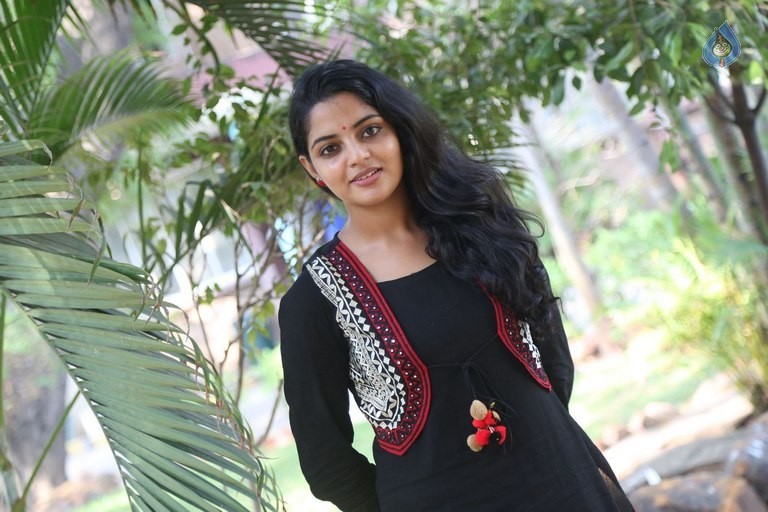 Actress Nikkila New Photos - 11 / 14 photos