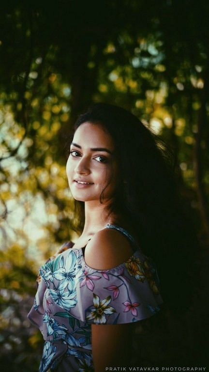 Actress Shanvi Srivatsava Pictures - 7 / 8 photos