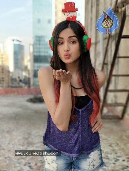 Adah Sharma Christmas Celebration Photos - 1 / 4 photos