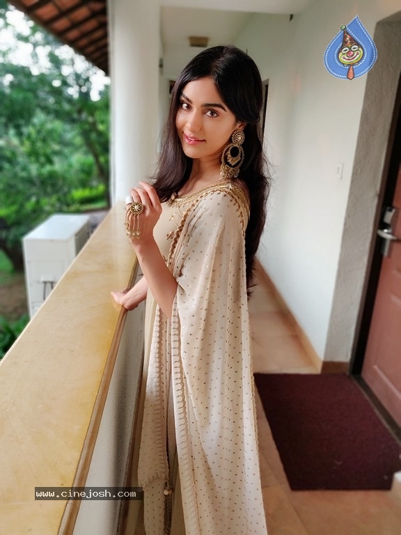 Adah Sharma Latest Photos - 2 / 5 photos