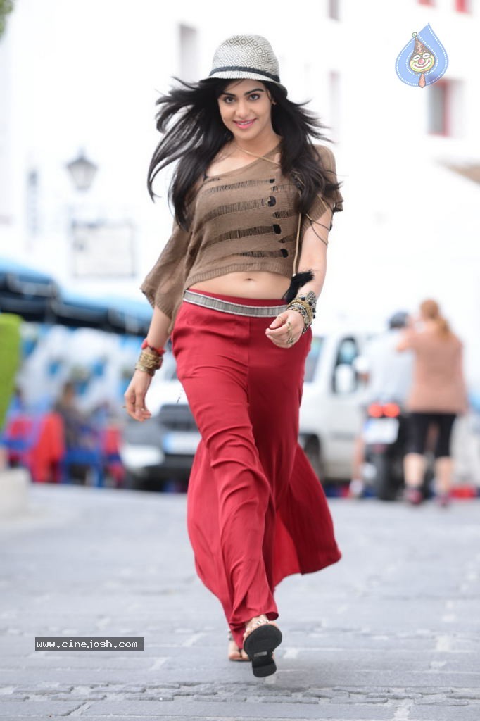 Adah Sharma Latest Stills - 25 / 46 photos