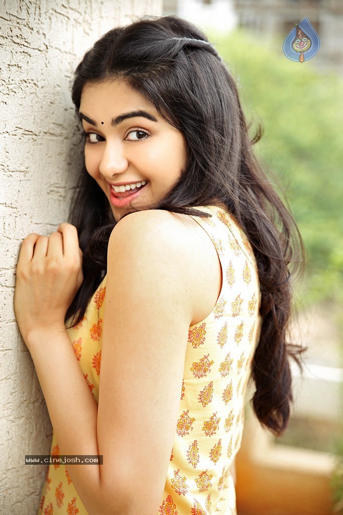 Adah Sharma New Gallery - 10 / 11 photos