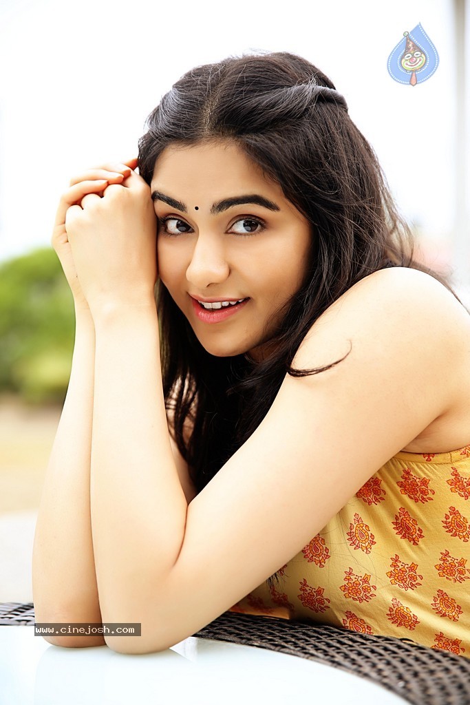 Adah Sharma New Gallery - 11 / 11 photos