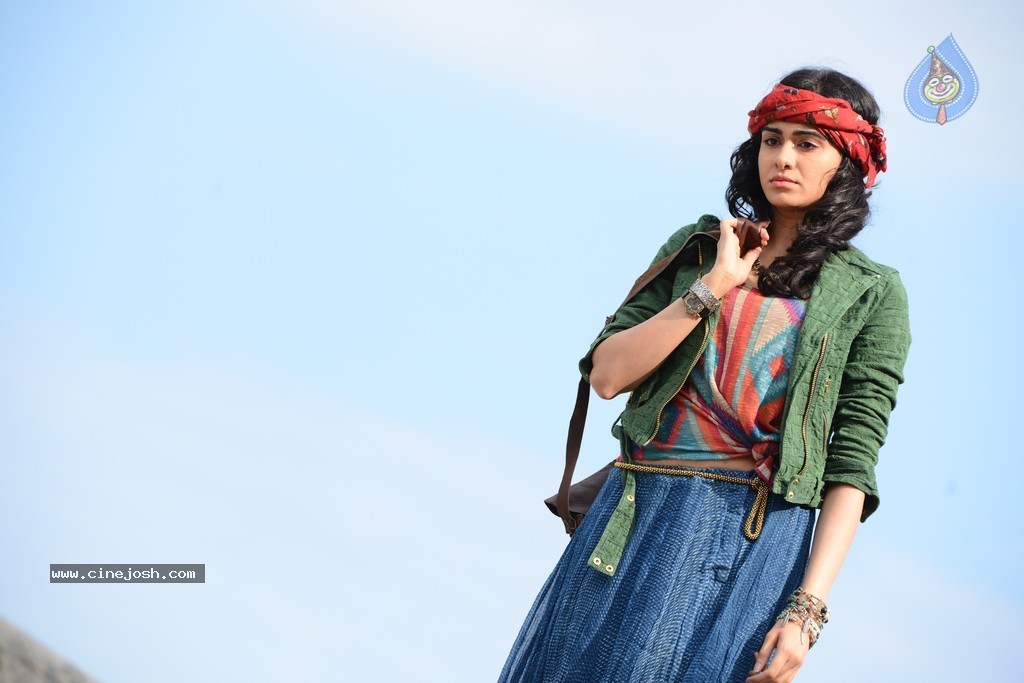 Adah Sharma New Pics - 76 / 78 photos