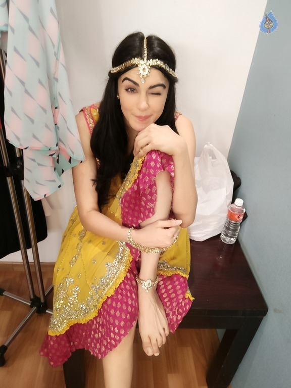 Adah Sharma New Pics - 15 / 17 photos