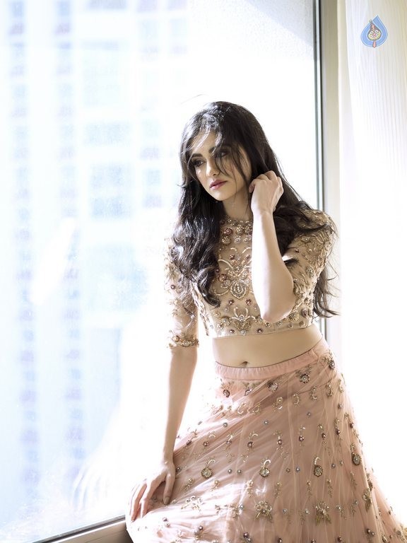 Adah Sharma New Pics - 1 / 17 photos