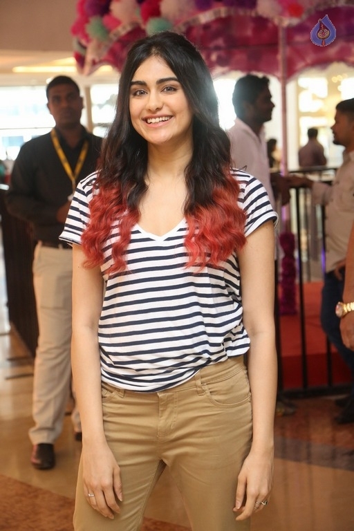 Adah Sharma New Stills - 20 / 42 photos