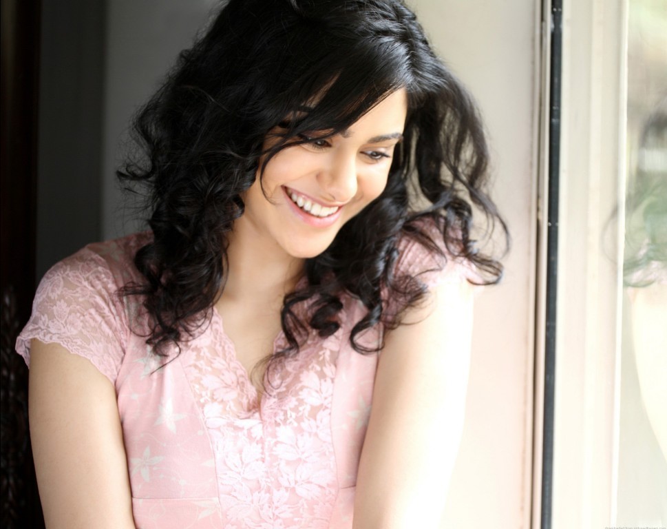 Adah Sharma New Stills - 8 / 26 photos