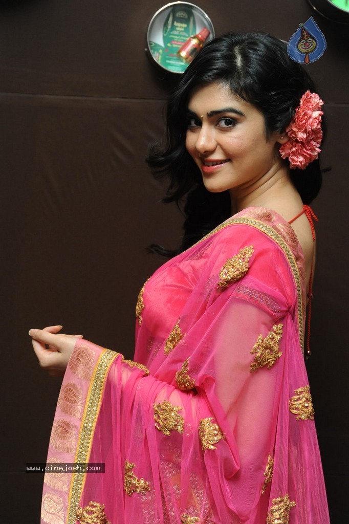 Adah Sharma Stills - 14 / 52 photos