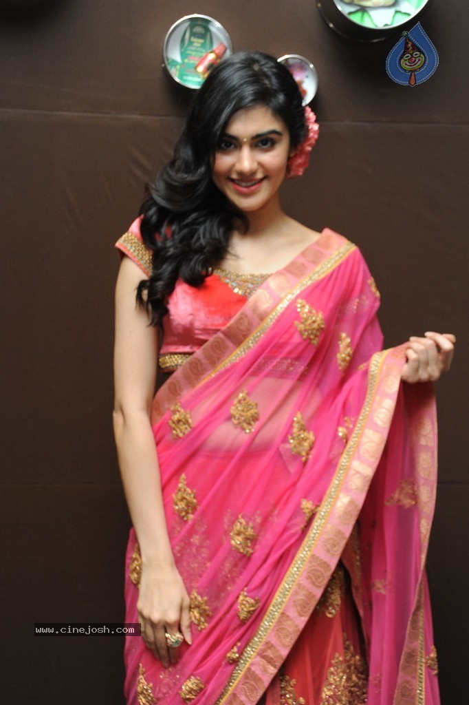 Adah Sharma Stills - 21 / 52 photos