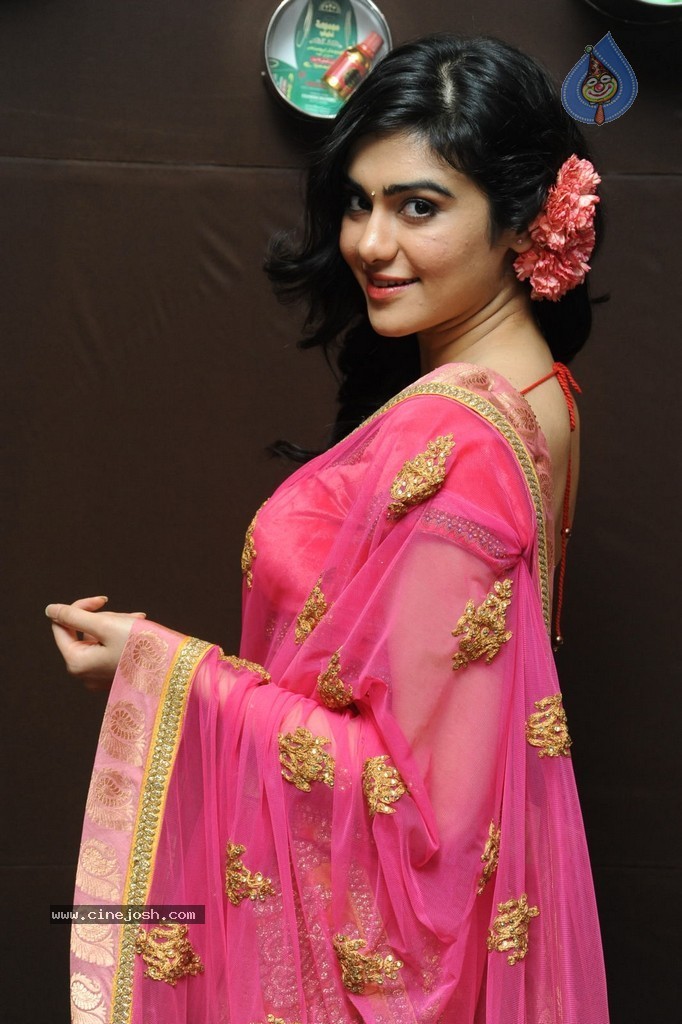 Adah Sharma Stills - 32 / 52 photos