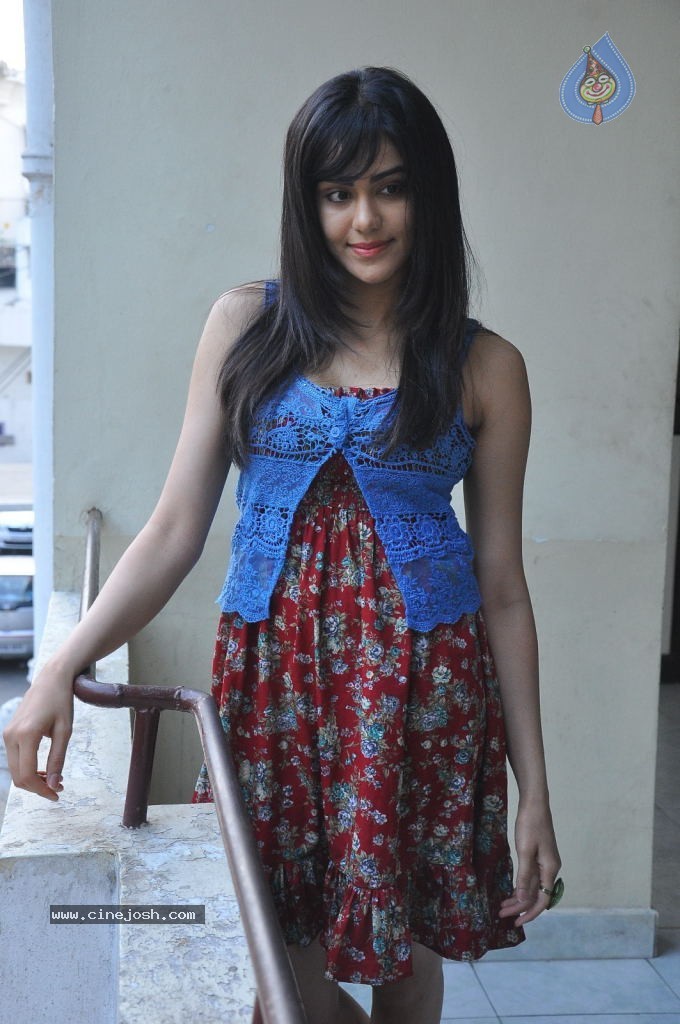 Adah Sharma Stills - 46 / 120 photos